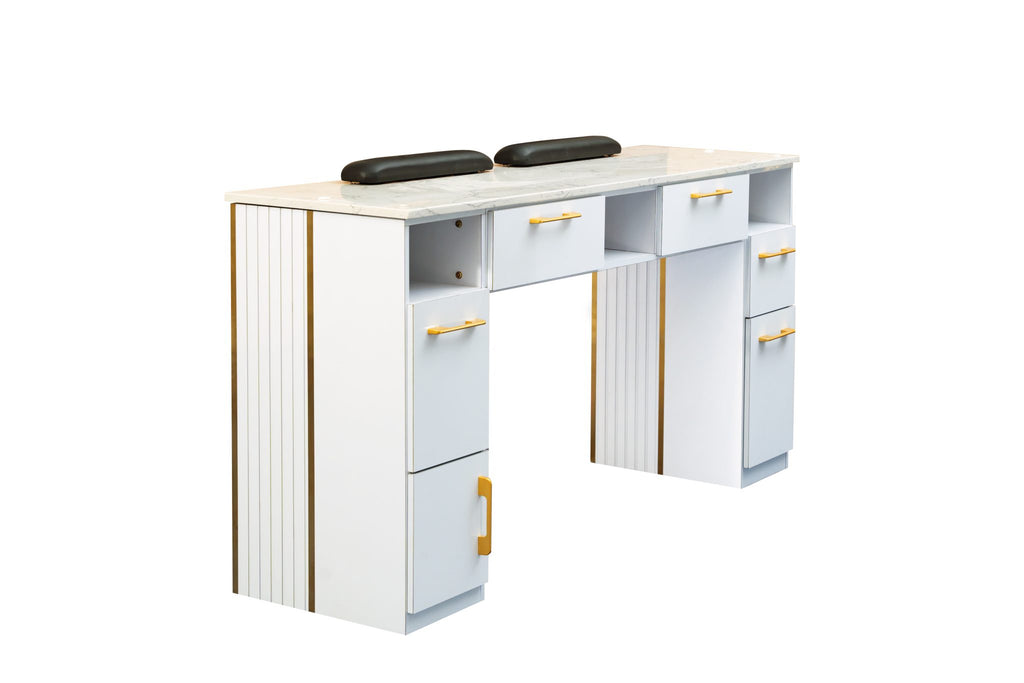 Le Cinq Couple Table