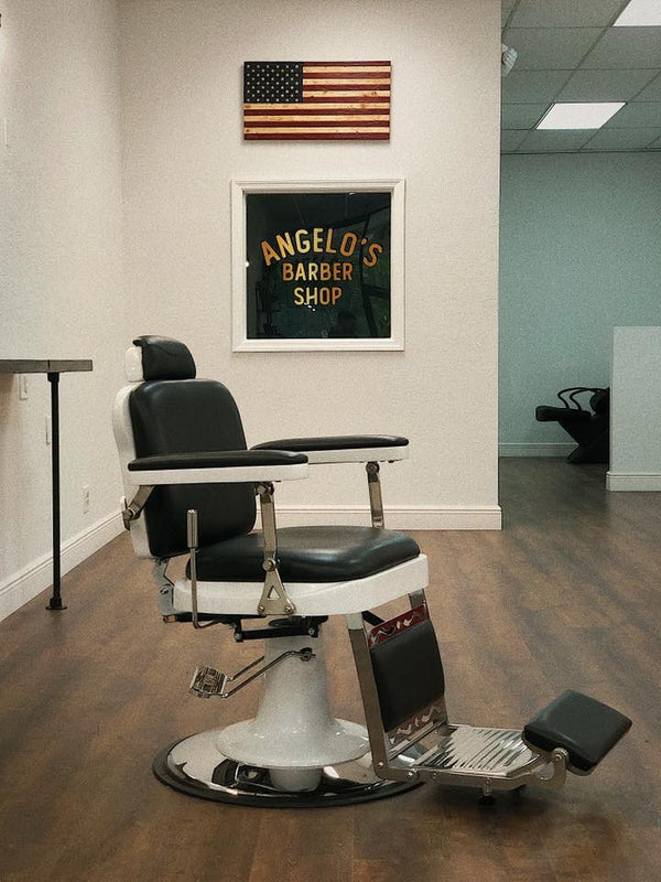 MAESTRO Barber Chair Black AGS Beauty