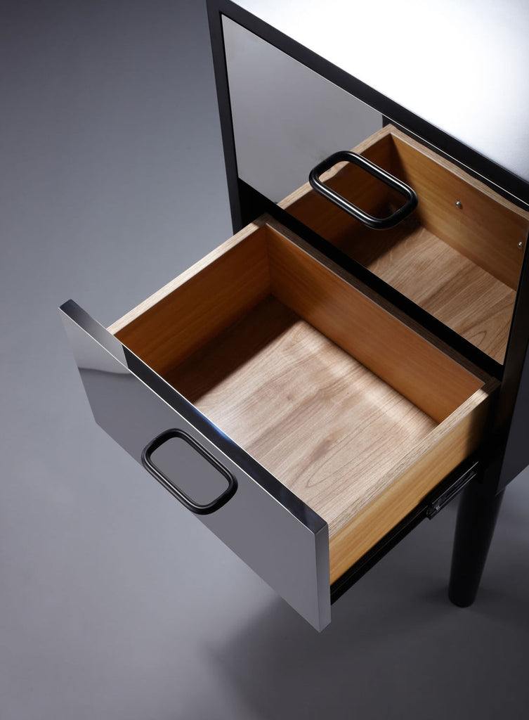 FELIX Side Station in Black & White AGS Beauty