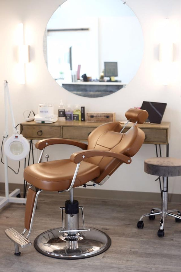 KATHERINE Barber Chair AGS Beauty