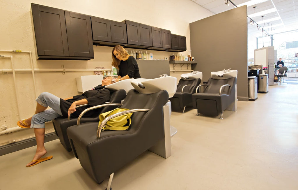 NEREUS Salon Shampoo Unit Black AGS Beauty