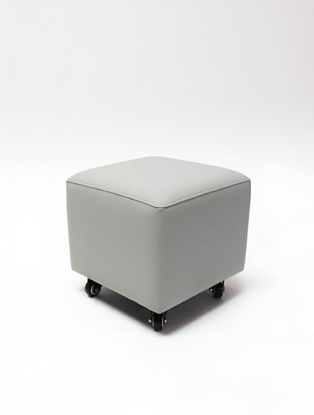 Nail Tech Stool - Shorty Belava