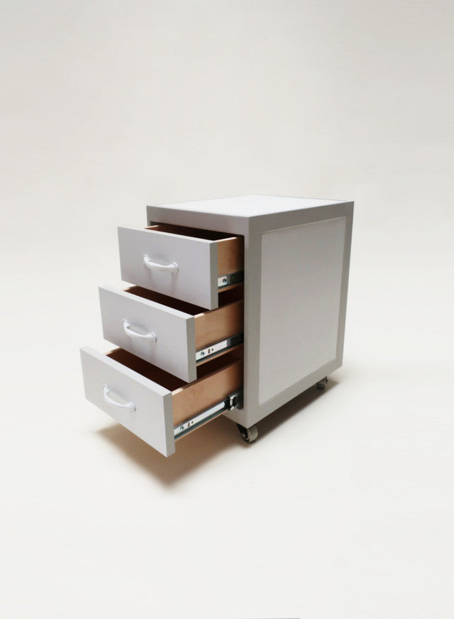 Elora Pedicure Supply Cart with 3 Drawers Belava