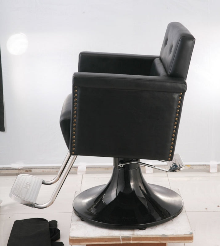 MEDICI Salon Styling Chair AGS Beauty